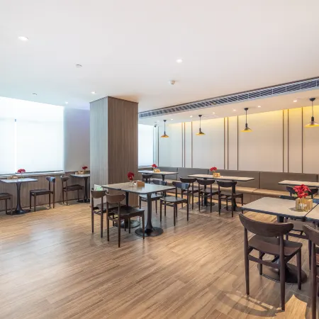HanTing Hotel (Linxia Bafang Shisanxiang)