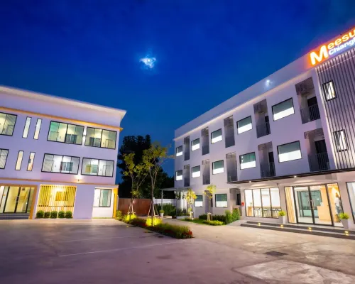 Meesuk ChiangRai Hotel Hotels near At Waterside