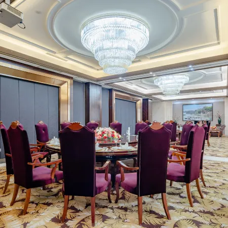 Peng'an Xiangru Heart Hotel (Xiangru Plaza)