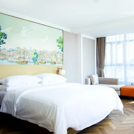 Vienna Hotel (Yanshan Qidu International Store)