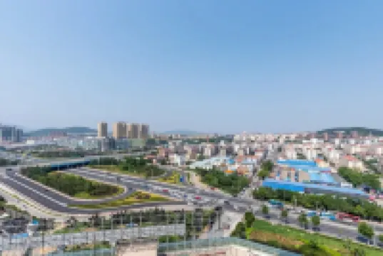 Meet Home B&B (Yantai Airport Road Zhifu High-speed Railway Station Branch)