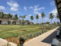 Veerdency Luxury Resort - Pool