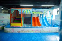 Yitu Lake View Hotel - Family