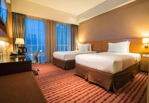 JS 루완사 호텔 & 컨벤션 센터