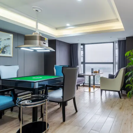 The Bund Heyun Theme Hotel (Dingsheng International Wanda Plaza)