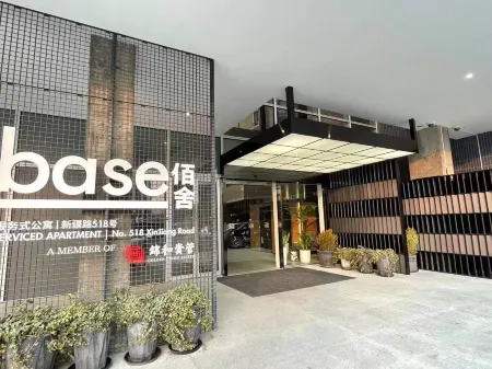 base SUHE Serviced Apartment