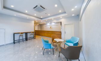 Ease Hotel (Xi'an Xiying Road Sunshine Community)