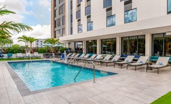 Comfort Inn & Suites Miami International Airport