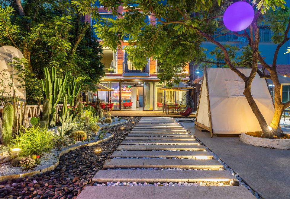 hotel overview picture