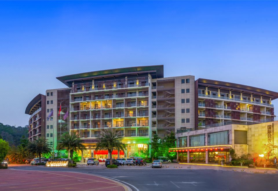 台山頤和温泉城大酒店- 2023訂房優惠及住客評價|Trip.com 台山頤和温泉城大酒店- 2023訂房優惠及住客評價|Trip.Com