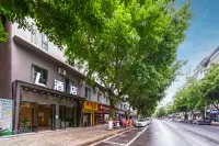 the L Hotel (Hongya Central Plaza Store)