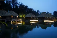 Jiulonghu Hotel Wenzhou Hotels near Longqing Temple