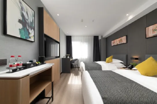 Lizhi Yagu Hotel (Xi'an Railway Station North Square Hanyuandian Subway Station) Отели рядом с достопримечательностью «Vanguard (Xi'an Taihua Road Shop)»