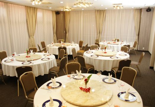 마로드 인 아카사카 프런트 또는 레스토랑