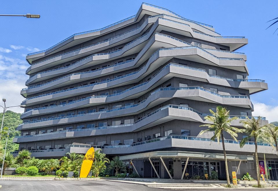 2. OA HOTEL..