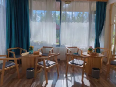 湖畔逸居（瀘沽湖愛情碼頭店）