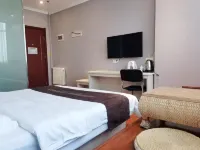 Cinda Hotel