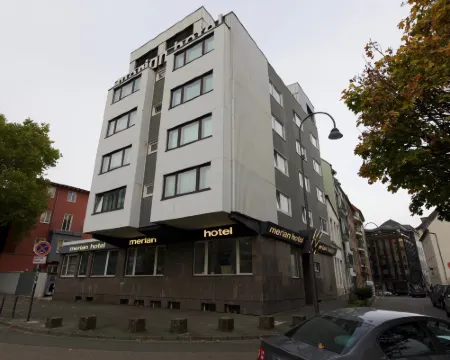 โรงแรม เมเรียน โรงแรมในโคโลญ