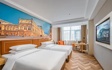 Vienna Hotel (Shijiazhuang Railway University Subway Station) Отели рядом с достопримечательностью «Shijiazhuang Botanical Garden»