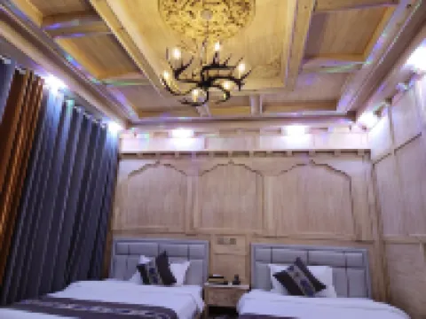 Batang Zangjia Yunsi Tang Homestay