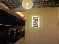 One meter Sunshine Courtyard Homestay in Furong Town