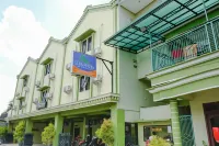 OYO Life 2508 Alba Suites Homestay Syariah