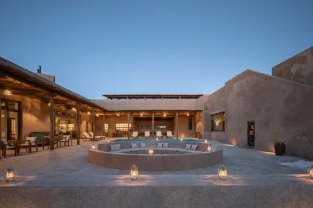 Natrail  · Peng  Homestay Отели рядом с достопримечательностью «Ejin Horo Banner Prince's Mansion»