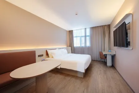 HanTing Hotel (Shanghai Huinan Subway Station) Отели рядом с достопримечательностью «Shanghai Institute of Health Science Pudong New Area Branch»