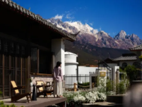 Yulong Mujianshan Homestay Hotels near Lijiang Snow Mountain Falcon Valley Scenic Area