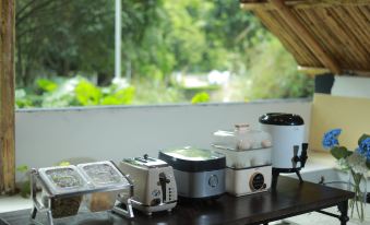 Half Day Away City Ancient Tree Mine Camping Hotel