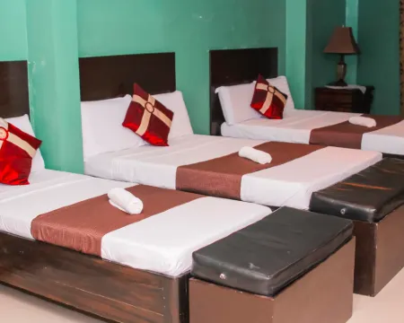 RedDoorz @ Dream Haven Bed & Breakfast Hoteles en Bukidnon