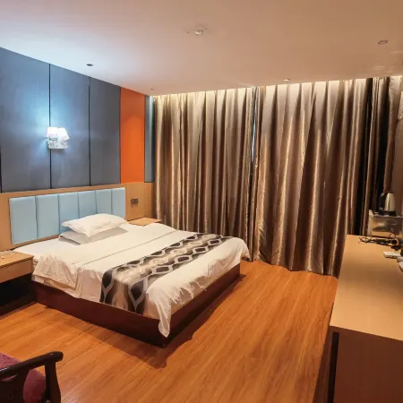 Menghai Yuhai Hotel