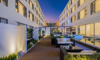 Dali Manyue ·M Garden Hotel (North Railway Station Branch)