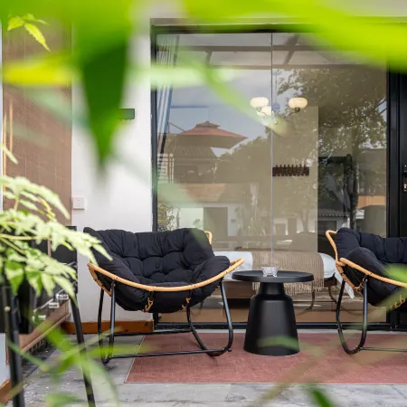 Corner Inn (Zhujiajiao Ancient Town) Отели рядом с достопримечательностью «Парк Ориентал-Лэнд»