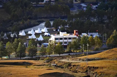 M Hotel 무야 바이타 주변 호텔