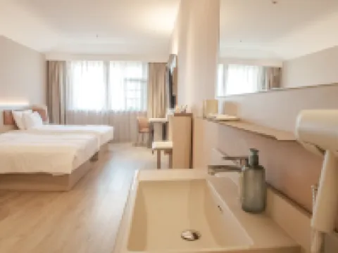 HanTing Hotel (Linzhang County Yeling Park) Hotel a Linzhang