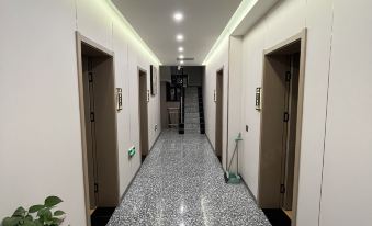 M Apartment Homestay