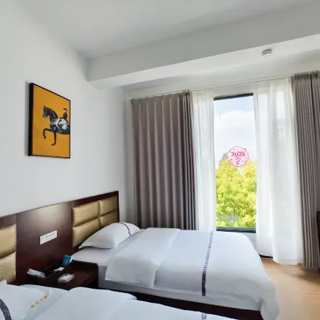 Chengjiang Jinfu Hotel
