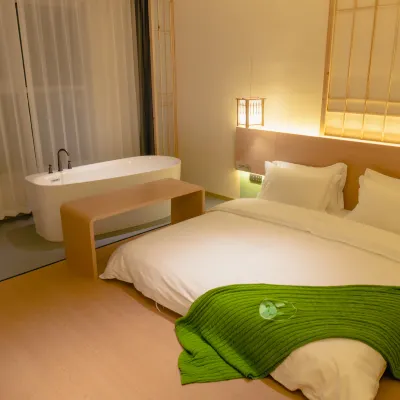 Cat's Far Hotel (Datong Sunshine Car City Shilihe Park) Hotels near Shilihe Forest Park