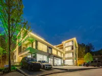 Huoshan Mansu Zhuning Creek Language Homestay Hotels in Huoshan