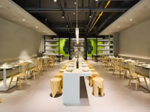 Elong  R.Yun（Xiushui Liansheng Plaza Store）