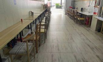 Guilin JinjiHotel(Guilin University of Electronic Technology Store)