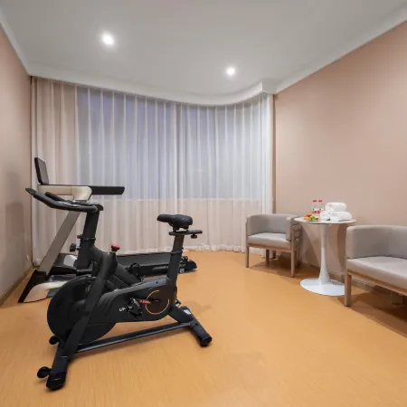 Lan Yue Hotel Baoding East Station Heda New District Branch
