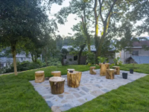 Qianmu Homestay Hotels near Savage Valley