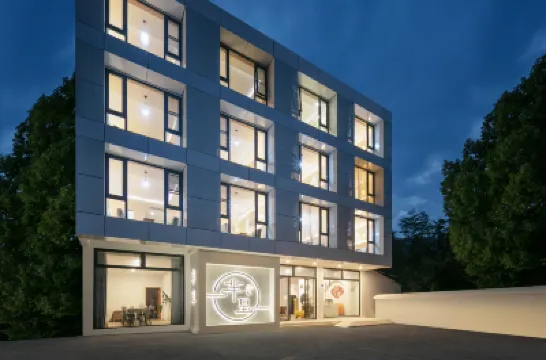 Liyang Nanshan Zhuhai Micheng Wenquan Vacation Apartment Hotels near Panda Pavilion