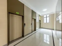 Pengyue Zilin Light Luxury PLUS Homestay (Huanlesong Branch) Hotels in Hezhou