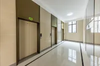 Pengyue Zilin Light Luxury PLUS Homestay (Huanlesong Branch)
