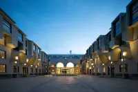 Aidu Hotel (Wulan Butong Scenic Area) - ที่มีบาร์