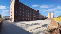 Meili Hao Hotel (Dushanzi District Duku Highway) - parking