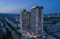長晨Eternal Dawn·設計師民宿（大學城廣西財經學院店） - balcony
